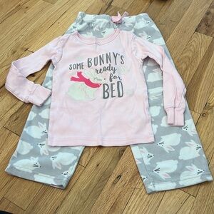Girl bunny pajamas size 4